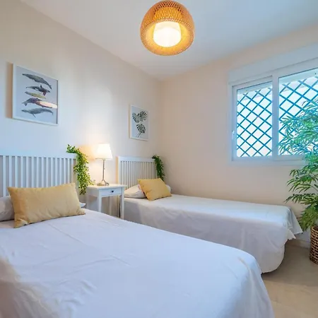 Con Vistas Al Mar En Playa Apartment Manilva